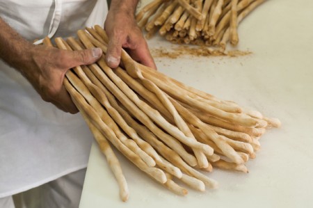 piedmont-traditional-grissini-breadsticks